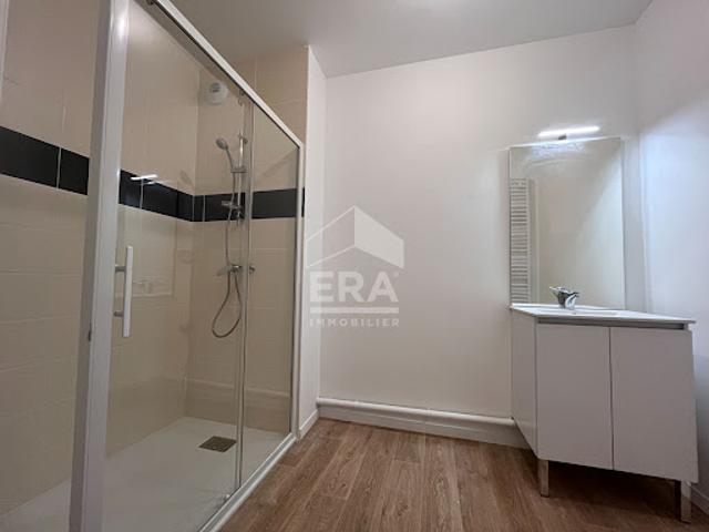 Location Appartement 4 pièces 76.22 m2 Saint Jean de Braye