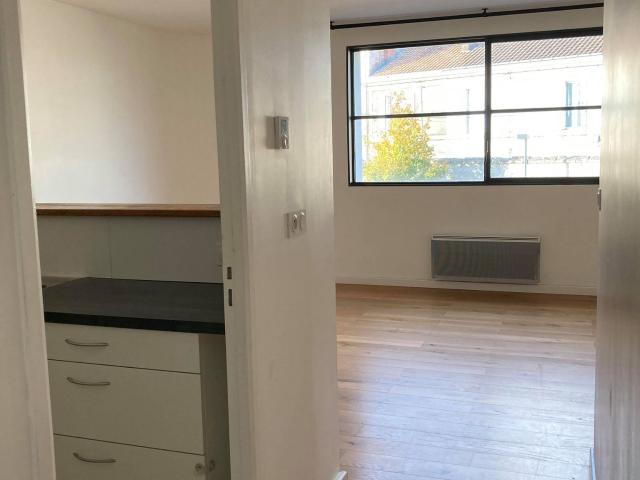 LOCATION Appartement 4 pièces 76.25m² NIORT