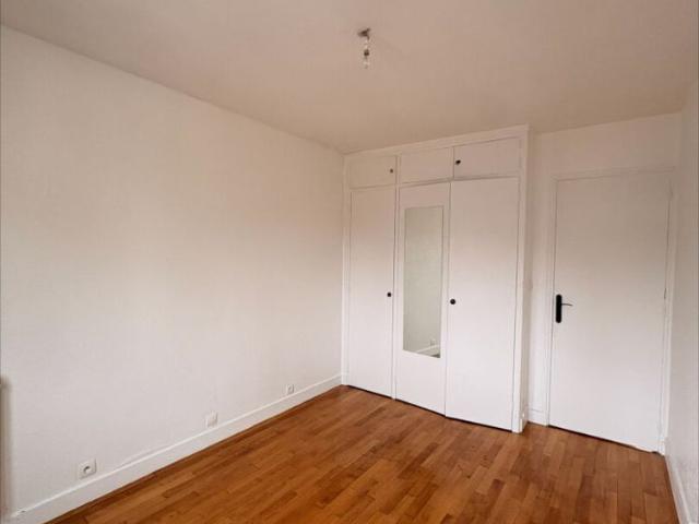 Location Appartement 4 pièces 76m²