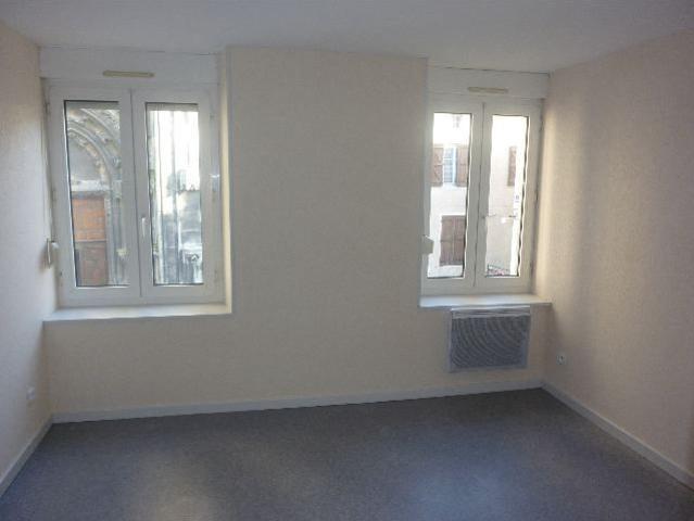Location Appartement 4 pièces 76m²