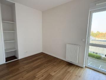 Location Appartement 4 pièces 76m² CENON 33150