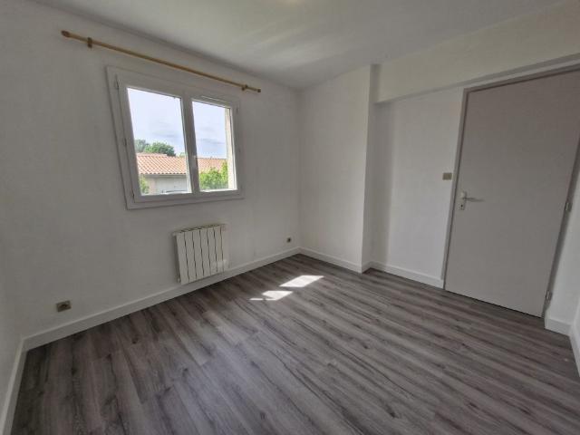 Location Appartement 4 pièces 80m² CHANAS 38150