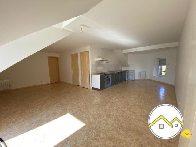 Location Appartement 4 pièces 76m² ST AUBIN DES CHATEAUX 44110