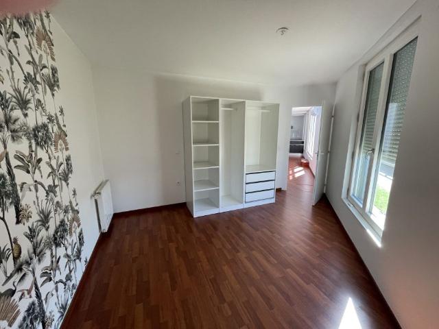 Location Appartement 4 pièces 78m² CENON 33150