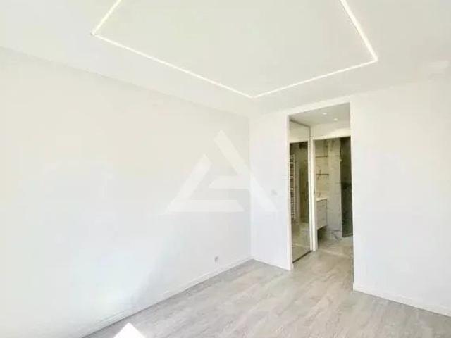 Location Appartement 4 pièces 78m² BEAUSOLEIL 06240
