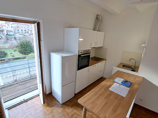 Location Appartement 4 pièces 79.69 m2 Sumène