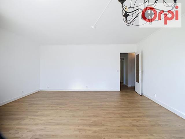 Location Appartement 3 pièces 79.05 m2 Choisy le Roi