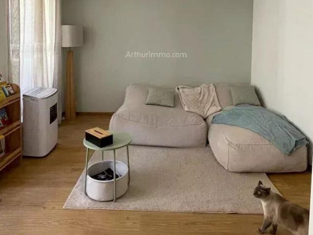 Location Appartement 4 pièces 79 m2 à Saint Chef