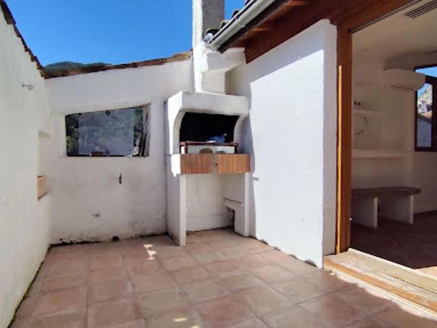 Location Appartement 4 pièces 79 m2 Puget Théniers