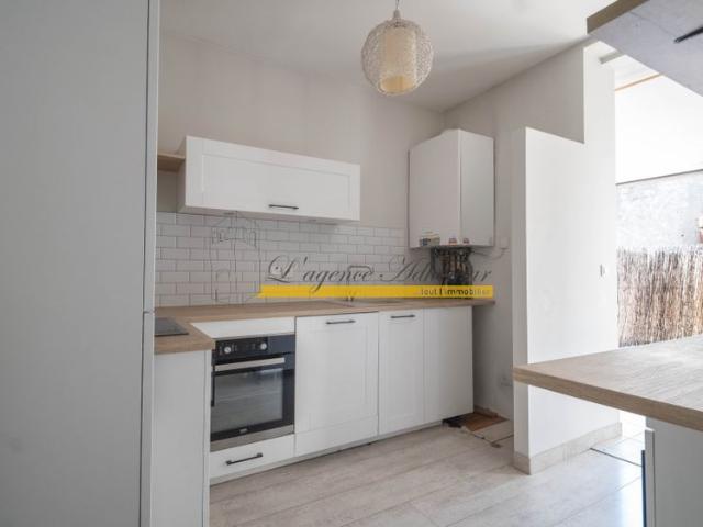 Location Appartement 4 pièces 79m² MONTELIMAR 26200