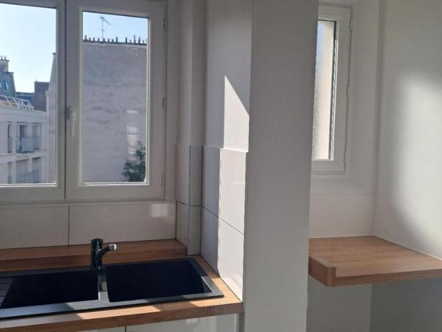 Location Appartement 4 pièces 79m² NEUILLY SUR SEINE 92200