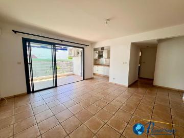 Location Appartement 4 pièces 79m² ST DENIS 97400