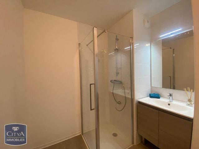 Location Appartement 4 pièces 79m² ROUEN 76100