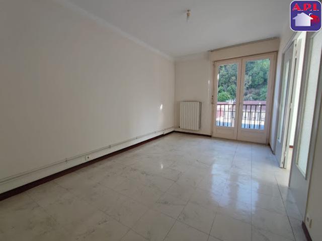 Location Appartement 4 pièces 83 m2 Foix