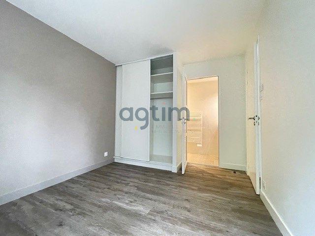 Location Appartement 4 pièces 83m² LA ROCHE SUR YON 85000