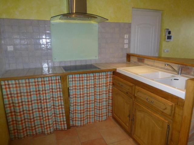 Location Appartement 4 pièces 83m² LABEGUDE 07200