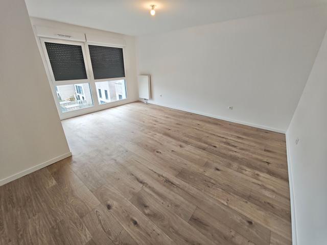 Location Appartement 4 pièces 83m² LILLE 59000