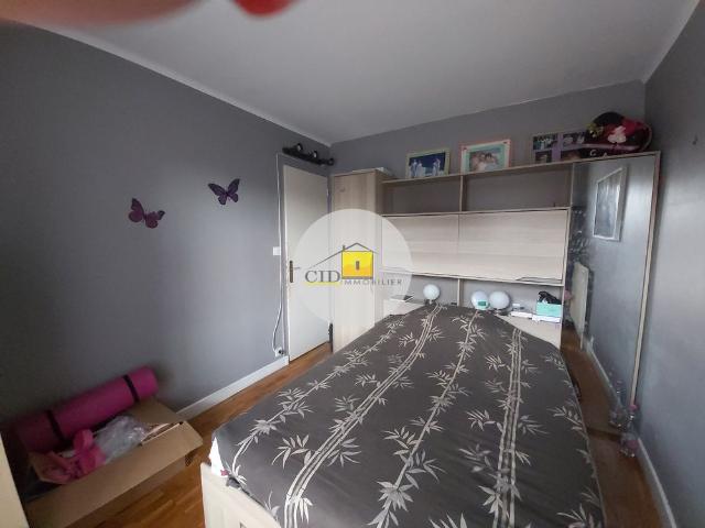 Location Appartement 4 pièces 83m² ST PRIEST 69800