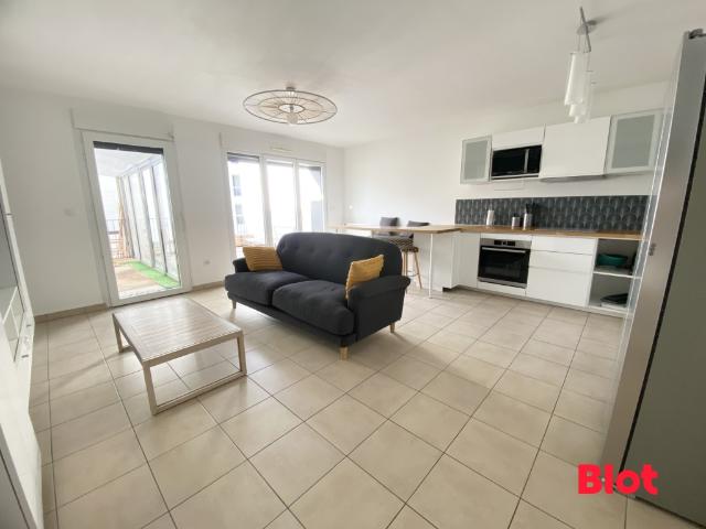 Location Appartement 4 pièces 83m² RENNES 35000
