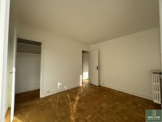 Location Appartement 4 pièces 83m² VILLE D AVRAY 92410