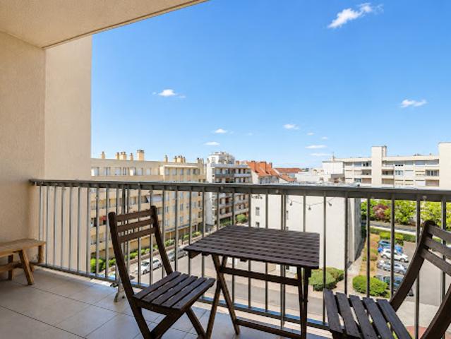 Location Appartement 4 pièces 80.07 m2 Dijon