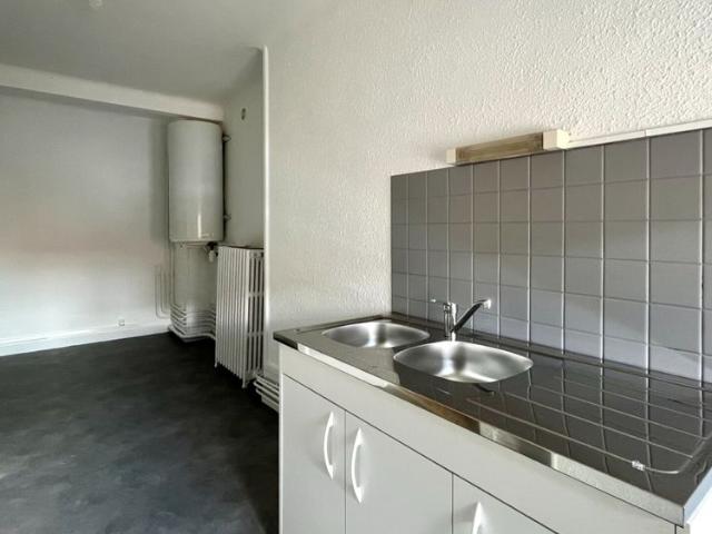 Location appartement 4 pièces, 80.09m², Épinal