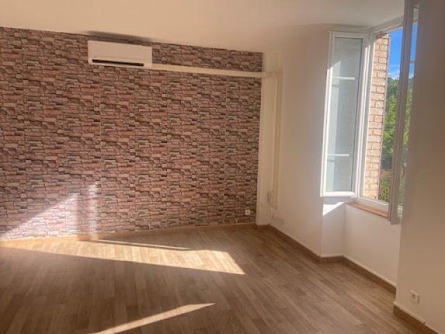 Location Appartement 4 pièces 80 m2 Gagnières
