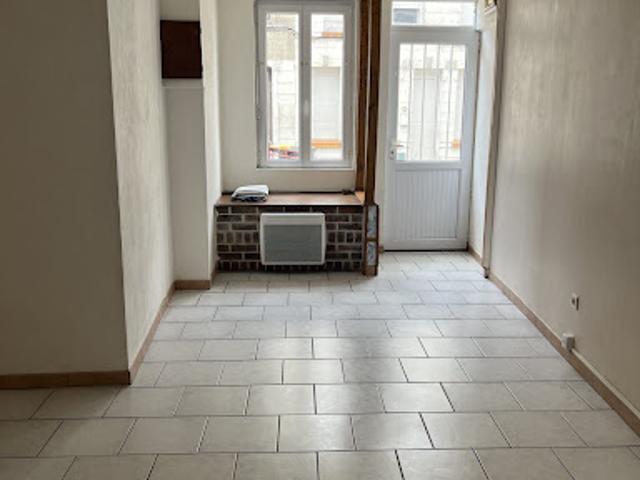 Location Appartement 4 pièces 80 m2 Landrecies