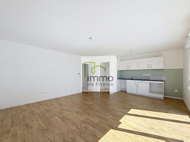 Location Appartement 4 pièces 80m²