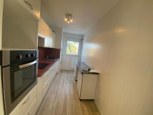 Location Appartement 4 pièces 80m² ANGOULEME 16000