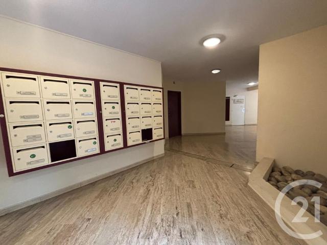 Location Appartement 4 pièces 80m² MONTPELLIER 34090