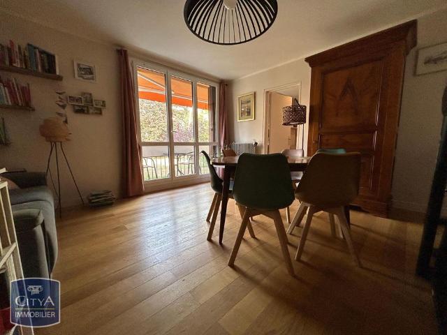 Location Appartement 4 pièces 80m² RAMBOUILLET 78120