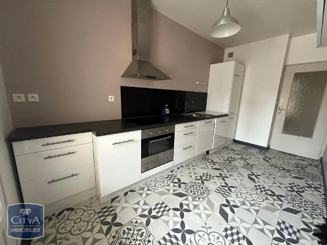 Location Appartement 4 pièces 80m² REIMS 51100