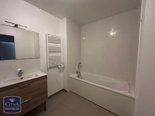 Location Appartement 4 pièces 80m² REIMS 51100