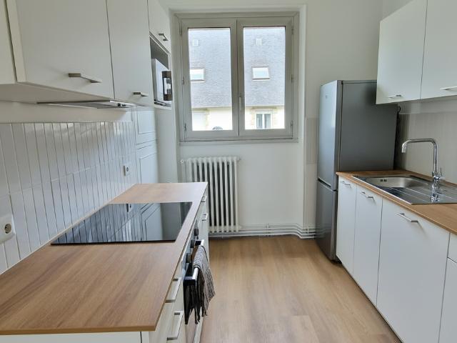 Location Appartement 4 pièces 80m² RENNES 35000