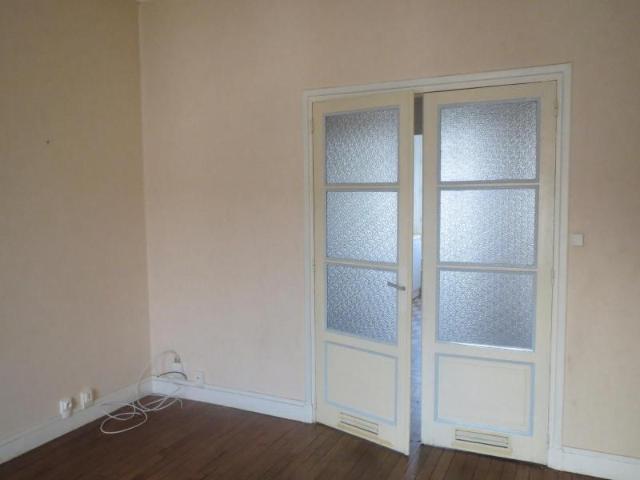 Location Appartement 4 pièces 80m² TOURS 37000