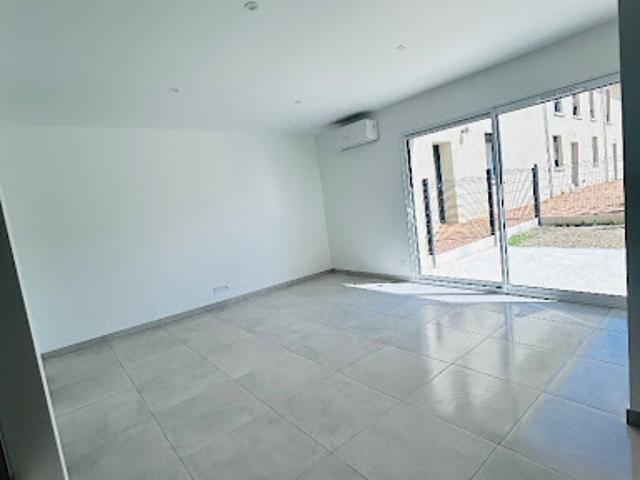 Location Appartement 4 pièces 81.7 m2 Pont Evêque