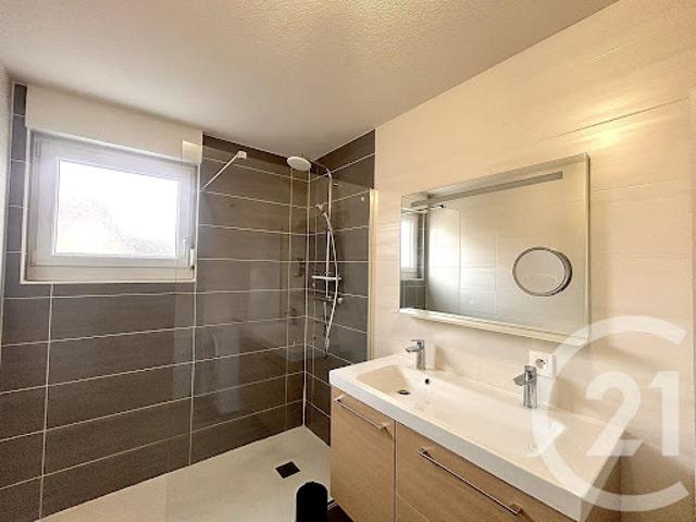 Location Appartement 4 pièces 81.88 m2 Strasbourg