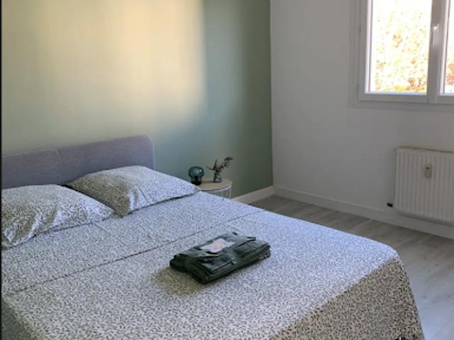 Location Appartement 4 pièces 81 m2 Herouville saint clair