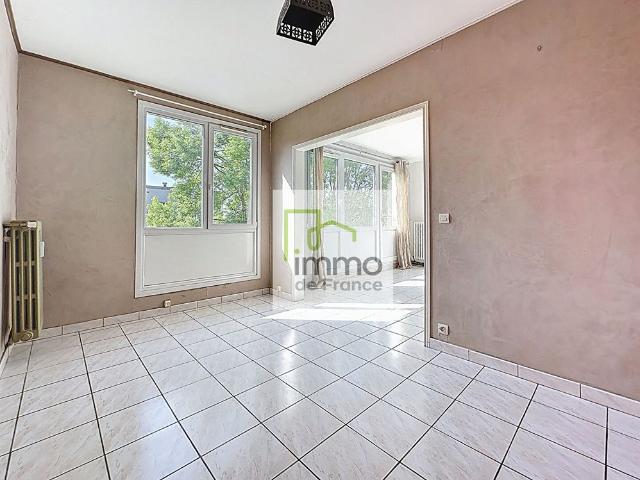 Location Appartement 4 pièces 81m²
