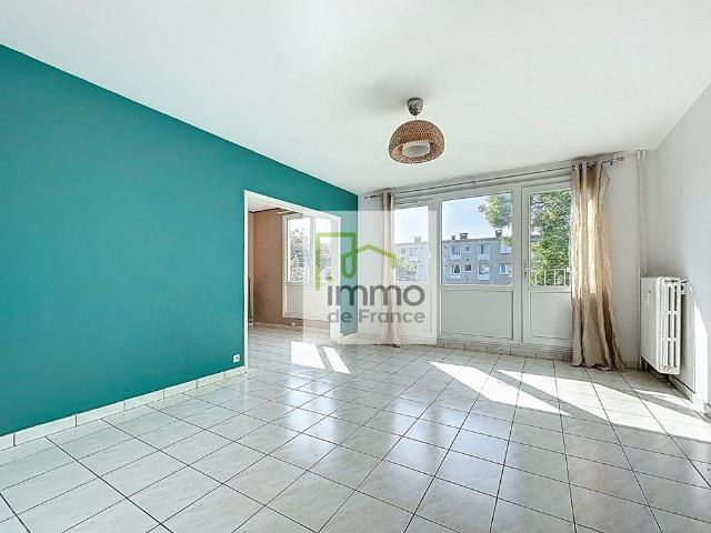 Location Appartement 4 pièces 81m²