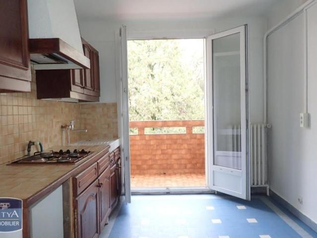 Location Appartement 4 pièces 81m² CHAMBERY 73000