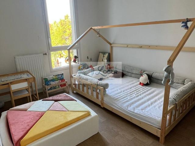 Location Appartement 4 pièces 81m² NANTES 44300