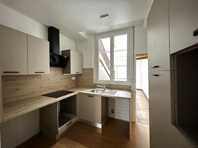 Location Appartement 4 pièces 81m² ST JEAN PIED DE PORT 64220