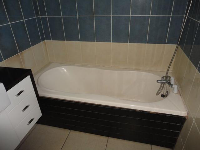 Location Appartement 4 pièces 81m² ST PAUL 97434