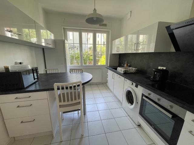 Location Appartement 4 pièces 81m² STRASBOURG 67100