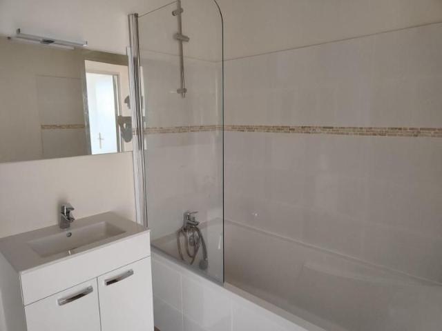 Location Appartement 4 pièces 81m² POITIERS 86000