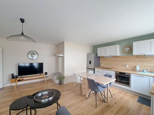 Location Appartement 4 pièces 81m² TROYES 10000