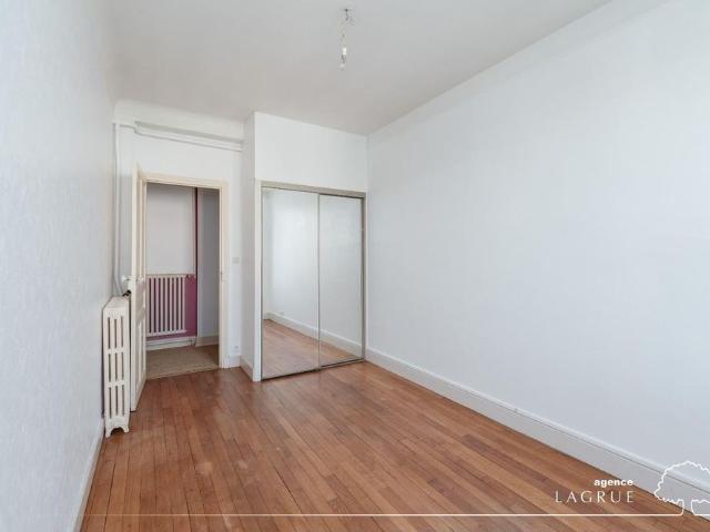 Location Appartement 4 pièces 81m² VICHY 03200
