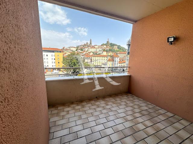 Location Appartement 4 pièces 82.42 m2 Le Puy en Velay